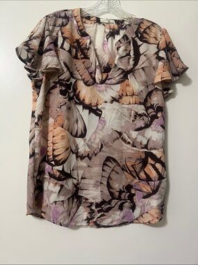 Maurices Butterfly Print Flutter Sleeve V-Neck Top - Peach & Lavender